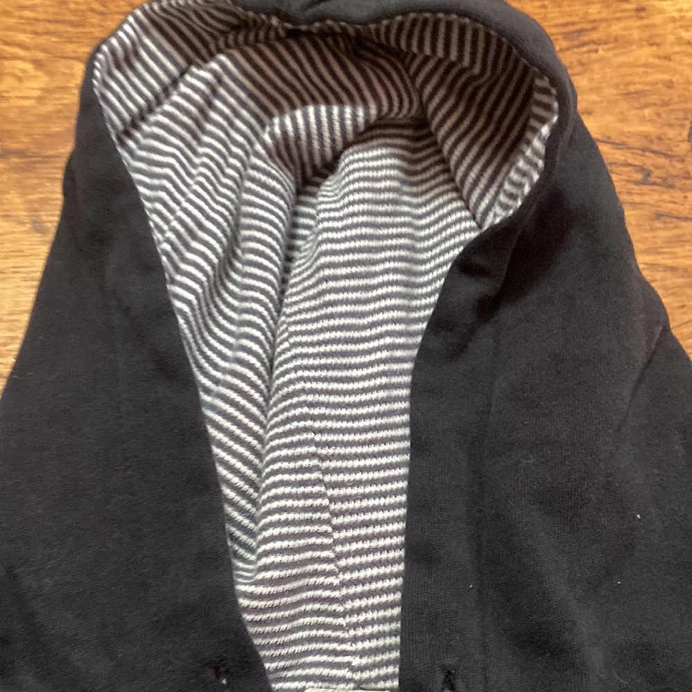 Old Navy Plus Hoodie - Picture 4 of 7
